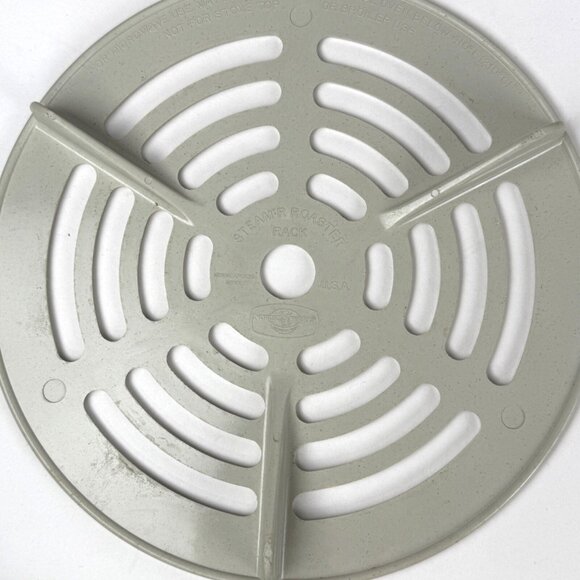 Vintage 1970s Nordic Ware Microwave Roaster Steamer 1 1/2 Qt USA - Picture 5 of 11